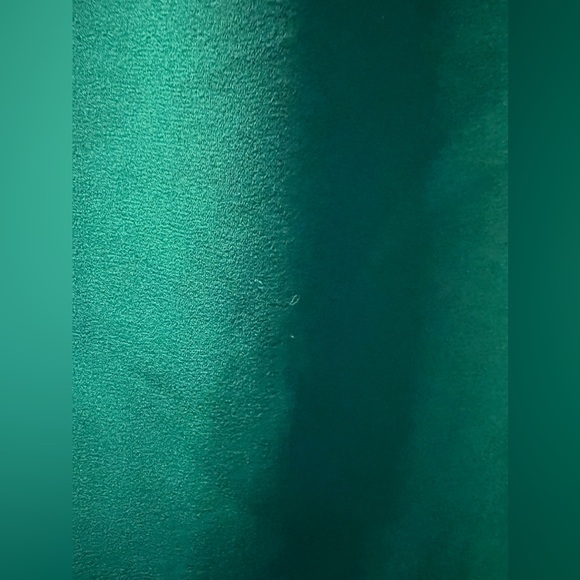 Kelly Green Embellished Shoulder Top Size L - Picture 4 of 5